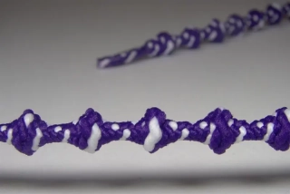 Šnúrka Free-lace samodržiaca